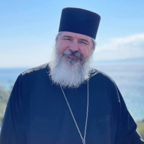 Părintele Vasile Ioana îi critică pe credincioșii care vin la biserică să ceară noroc în viață. „Sunt unii care cred dau acatistul, gata, le merge bine”