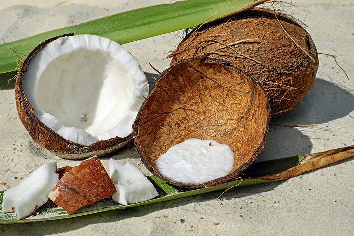 vitamina E pentru ten-nucă de cocos