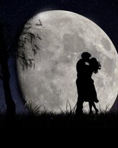 Cum iti afecteaza Luna plina viata amoroasa, in functie de zodie