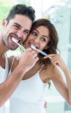 Periuţa de dinţi: cât de des ar trebui să o înlocuieşti