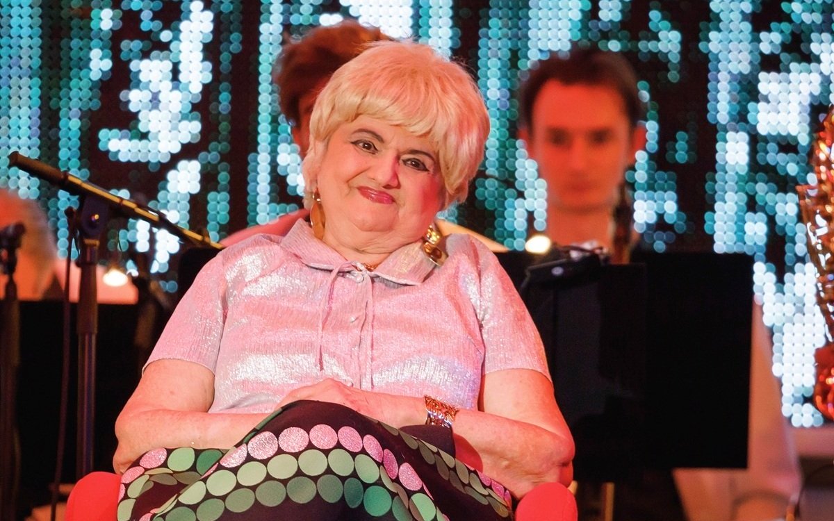 Clipe de coșmar pentru Camelia Mitoșeru. A fost operată din nou pe creier la 74 de ani