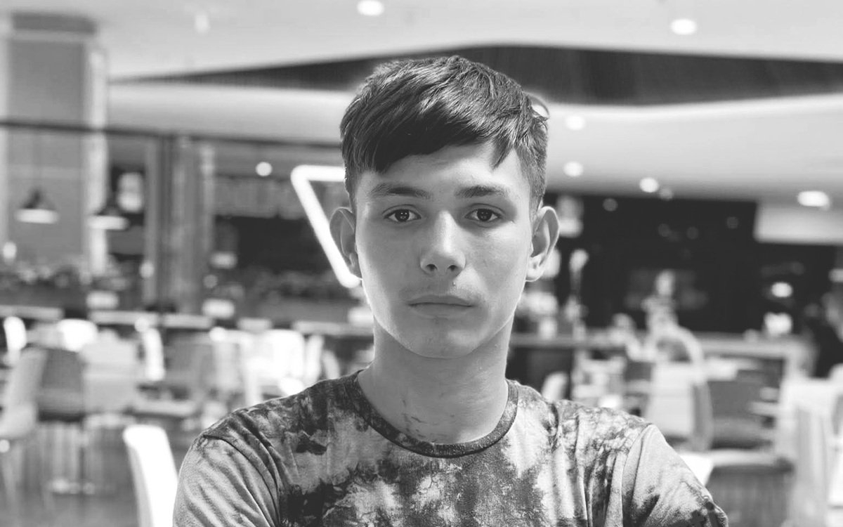 Andrei, un tânăr de 17 ani, a murit în apele Siretului. Distracția l-a costat viața! Familia nu-și poate reveni din șoc